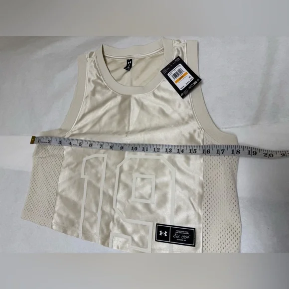NWT: UA Zone Pro Satin White Tank Top🍁 - Picture 6 of 12